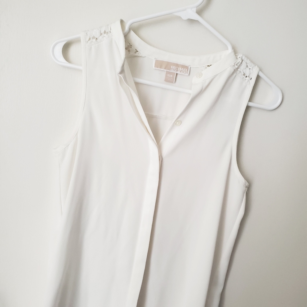 Michael kors sleeveless top